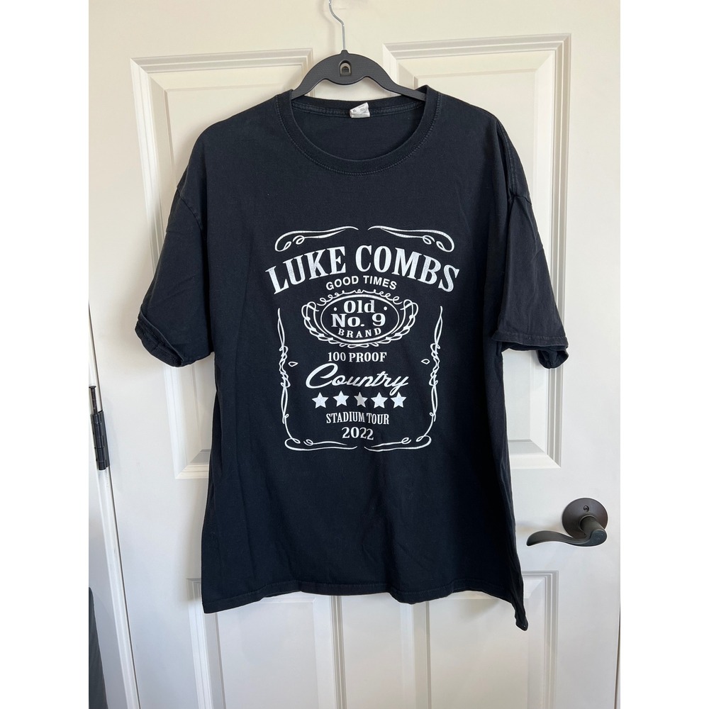 Luke Combs Stadium Tour 2022 Concert T-Shirt Size XL Zach Bryan Cody Johnson